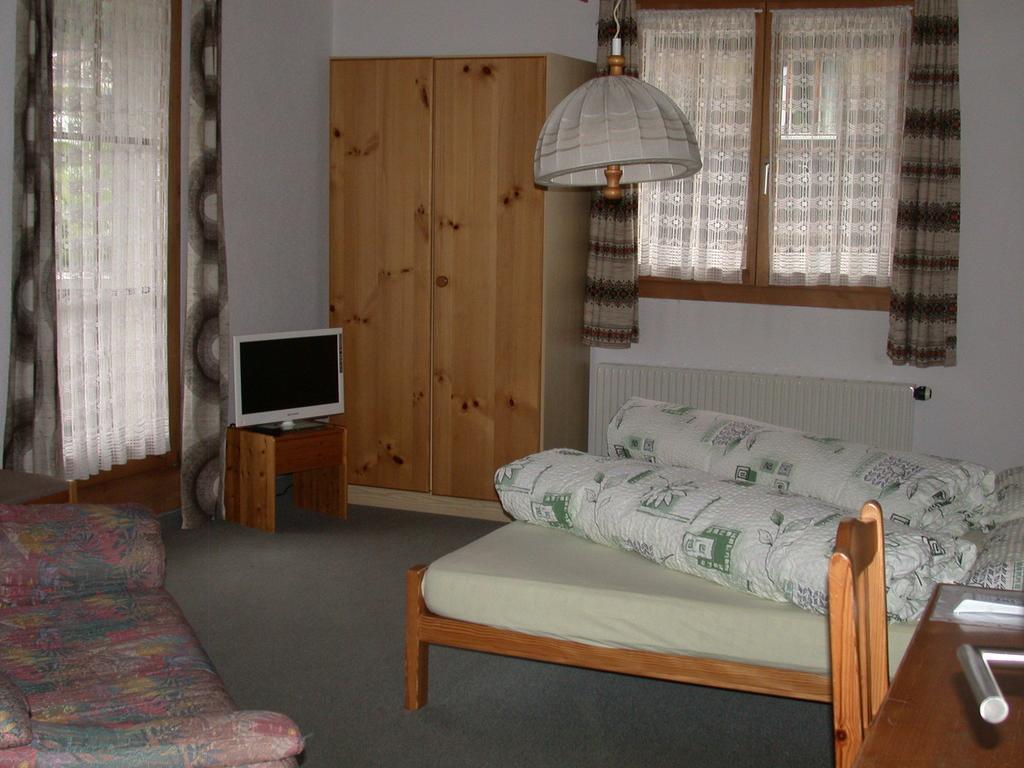 Hotel Reich Thusis Værelse billede
